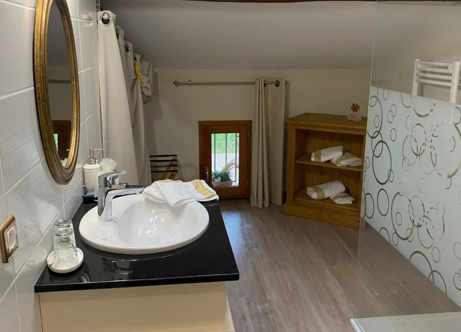 Le Clos Du Cedre Launac Guest house